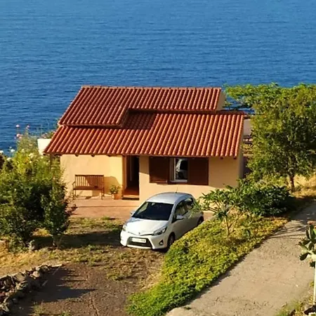Casa Piedra Bermeja