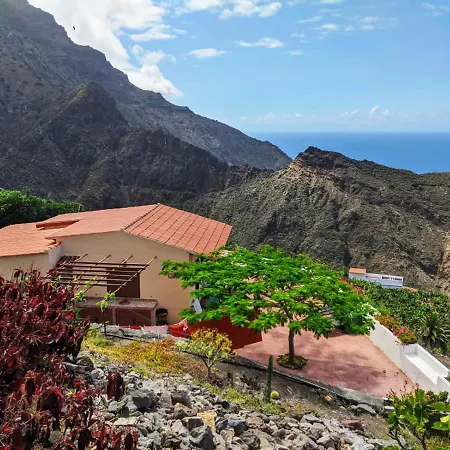 Casa Piedra Bermeja