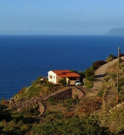 Casa Piedra Bermeja